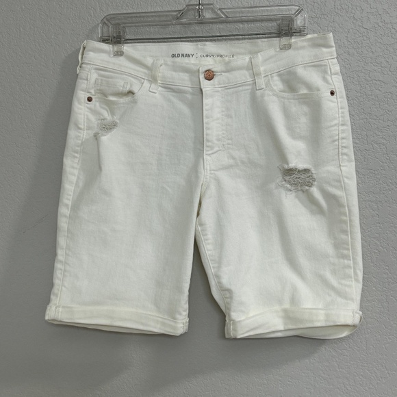 Old Navy Distressed Curvey Profile Shorts - Picture 1 of 9